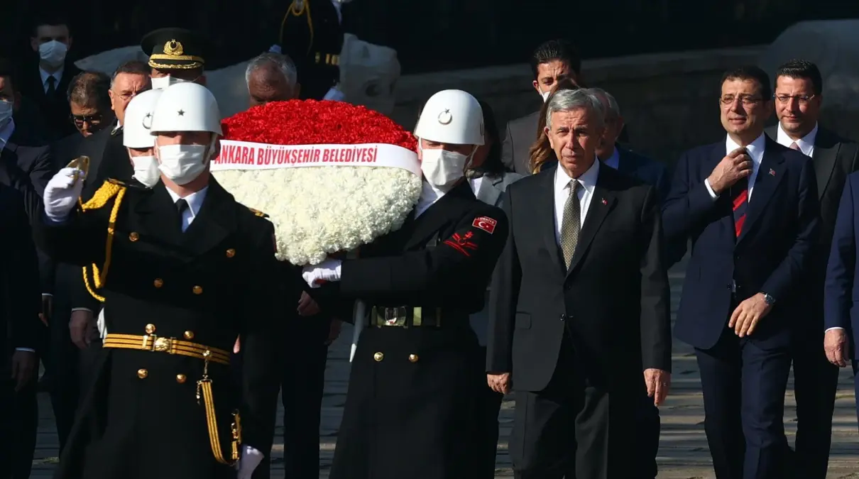 CHP'li büyükşehir belediye başkanları Anıtkabir'i ziyaret etti