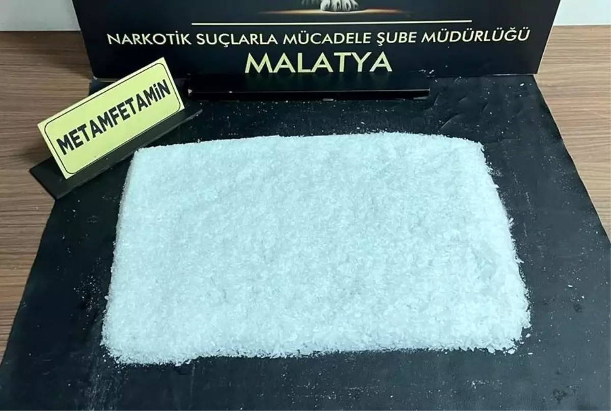 Malatya'da zehir tacirlerine darbe