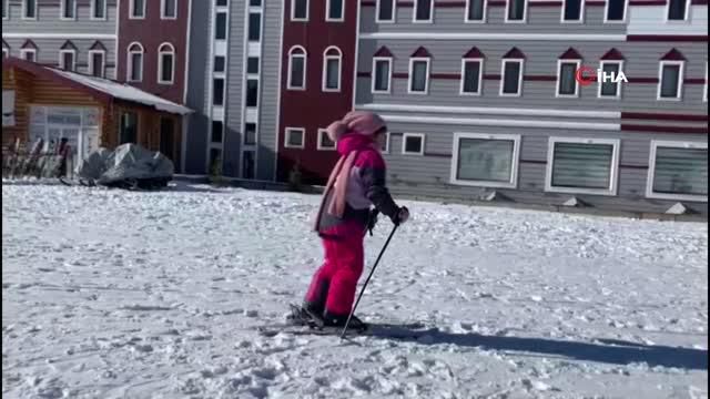 Sarıkamış Kayak Merkezi İranlı turistlerin uğrak yeri oldu