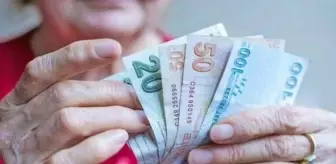 2022 Emekliye yılbaşı ikramiyesi verilecek mi? 2022 yılbaşı emekli ikramiyesi var mı, ne kadar?