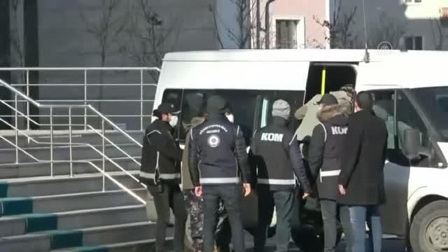 Göçmen kaçakçılığı yaptıkları iddiasıyla 21 kişi yakalandı