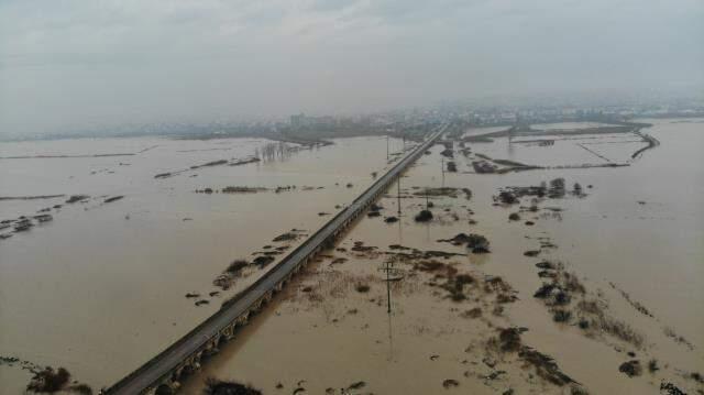 Marmara'nın tahıl ambarı can çekişiyor! Ergene nehri taştı, araziler tamamen suyla doldu Marmara'nın tahıl ambarı can çekişiyor! Ergene nehri taştı, araziler tamamen suyla doldu