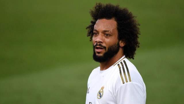 Roberto Carlos ve Marcelo, F.Bahçeli olacak mı? Heyecanlandıran resmi açıklama