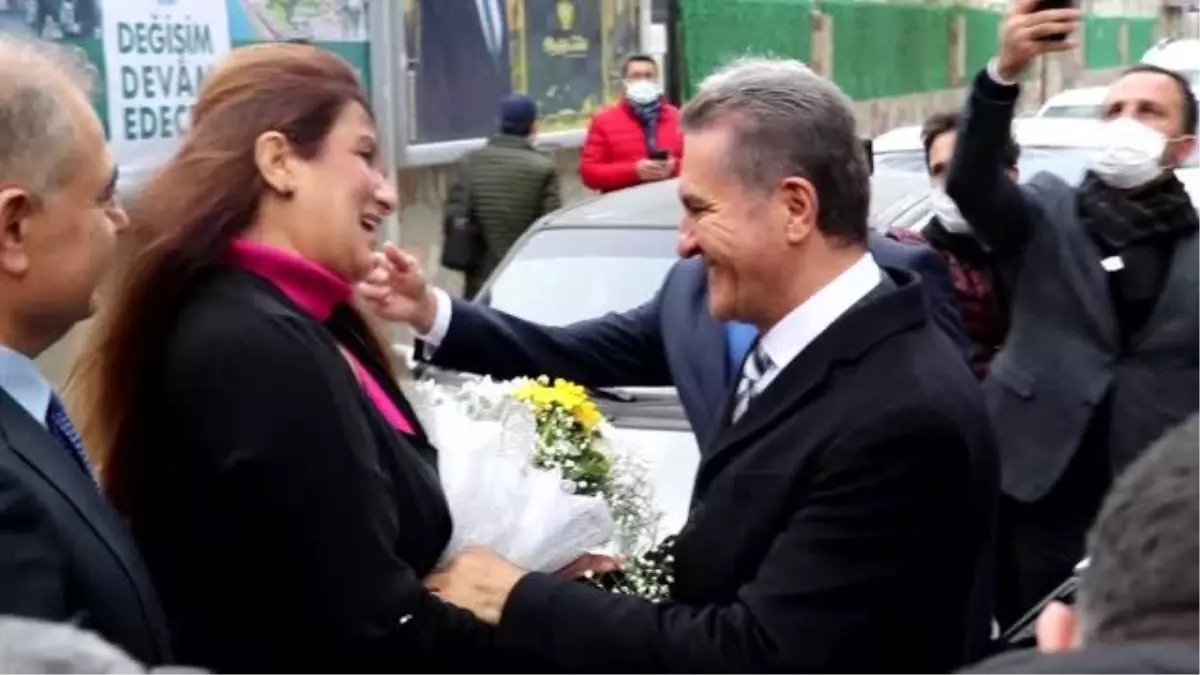 TDP Genel Başkanı Sarıgül, parti binasını açtı