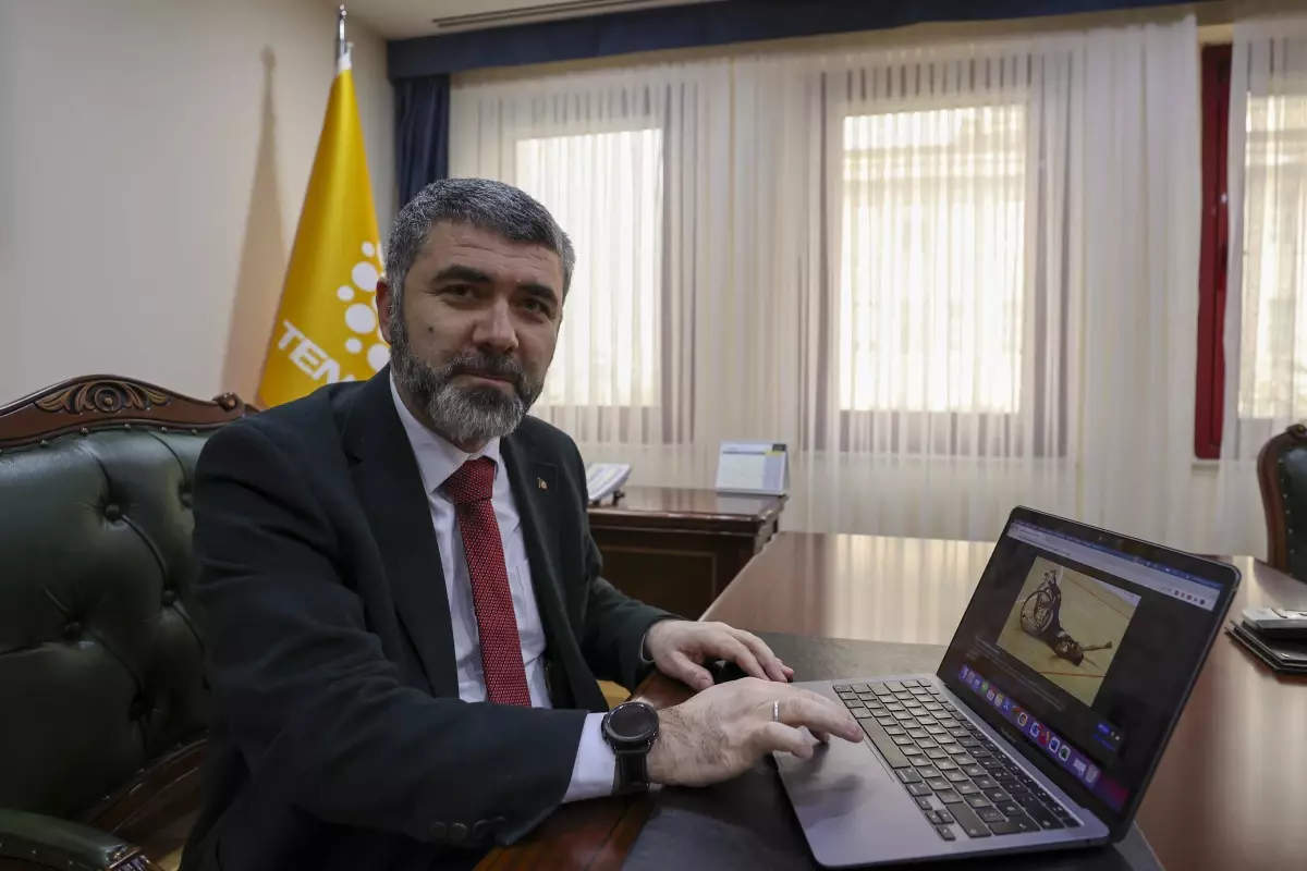 SGK Başkanı Ceylan, AA'nın 'Yılın Fotoğrafları' oylamasına katıldı