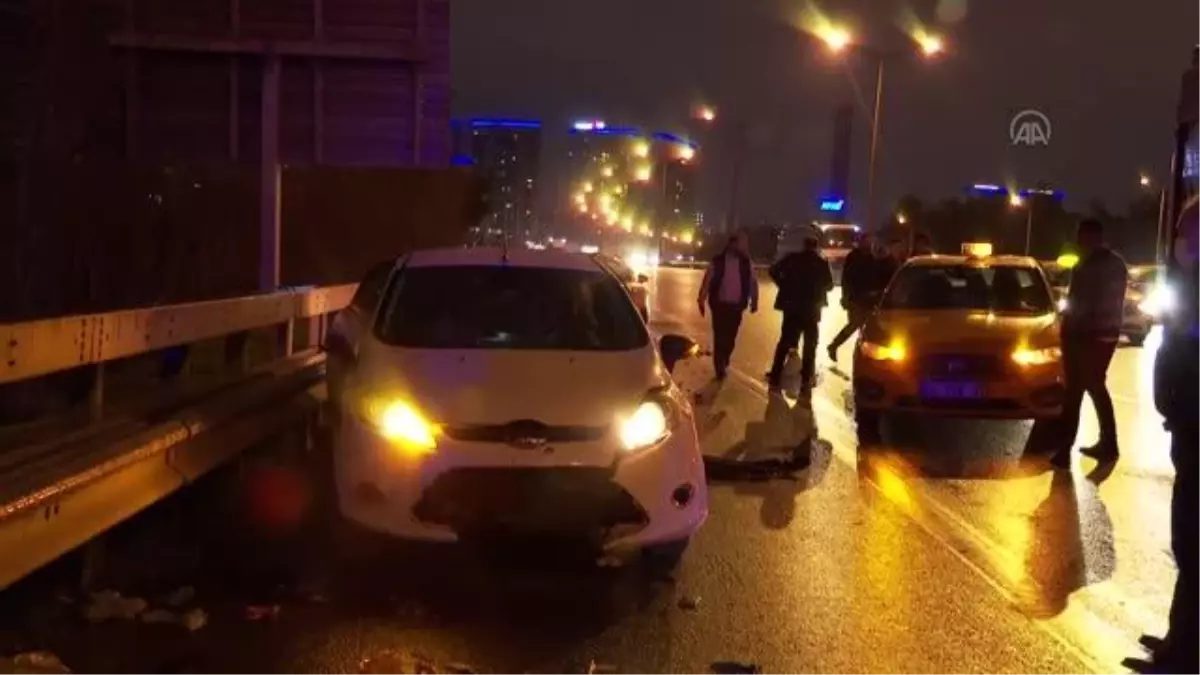 TEM Otoyolundaki trafik kazasında 1'i ağır 2 kişi yaralandı