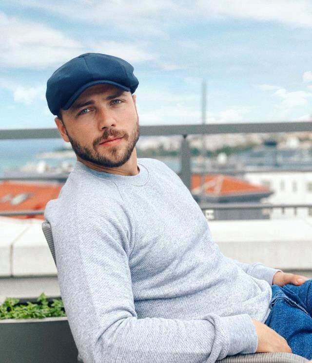 Üzücü haberler art arda geliyor! Ünlü oyuncu Tolga Sarıtaş da koronavirüse yakalandı Üzücü haberler art arda geliyor! Ünlü oyuncu Tolga Sarıtaş da koronavirüse yakalandı