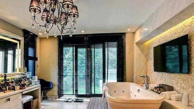 Ajda Pekkan, 4 yıldır alıcı bulamadığı villasının fiyatını 38 milyon TL'den 75 milyona çıkardı