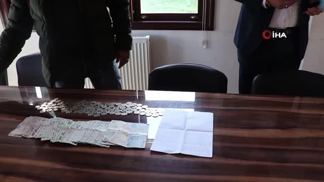 Cami adına sahte belge ile para toplayanlar suçüstü yakalandı