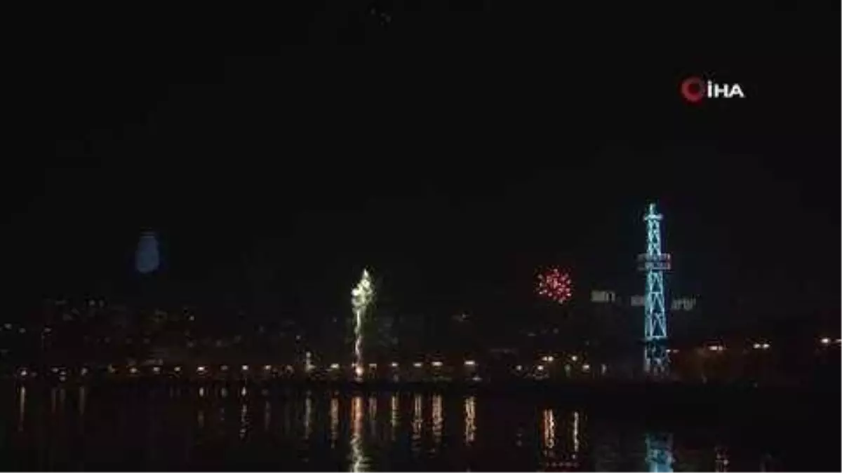 Azerbaycan'da görkemli yılbaşı kutlaması