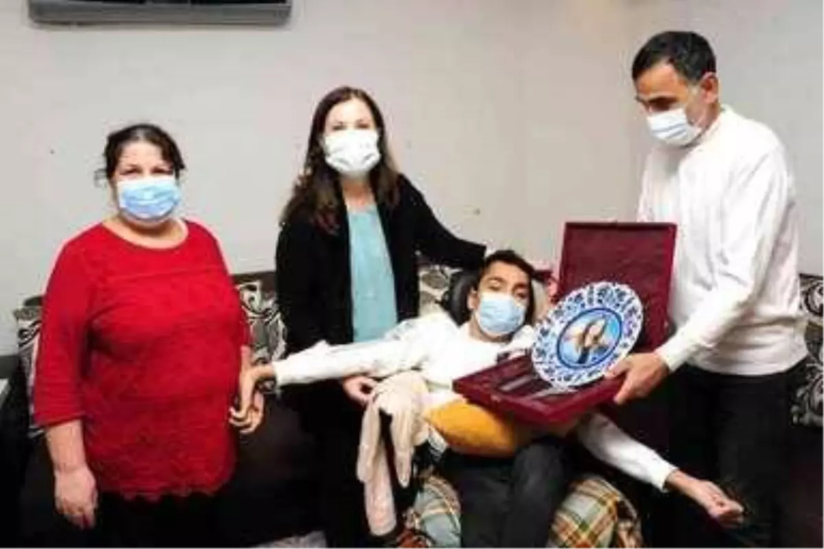 Başkan Çalkaya, yeni yıla Balçovalı, hemşehrilerini ziyaret ederek girdi