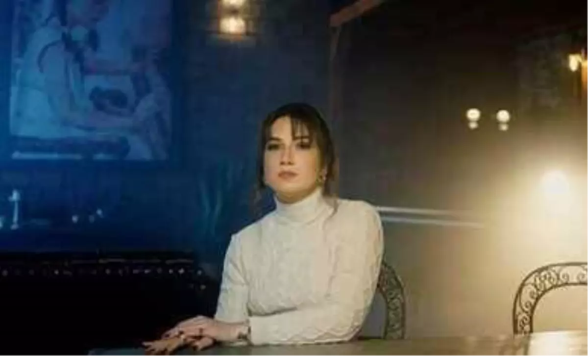 Ece Mumay - Heba şarkı sözleri! Heba sözleri nelerdir? Ece Mumay yeni şarkısı 'Heba' şarkı sözleri! Şarkı hakkında bilgiler