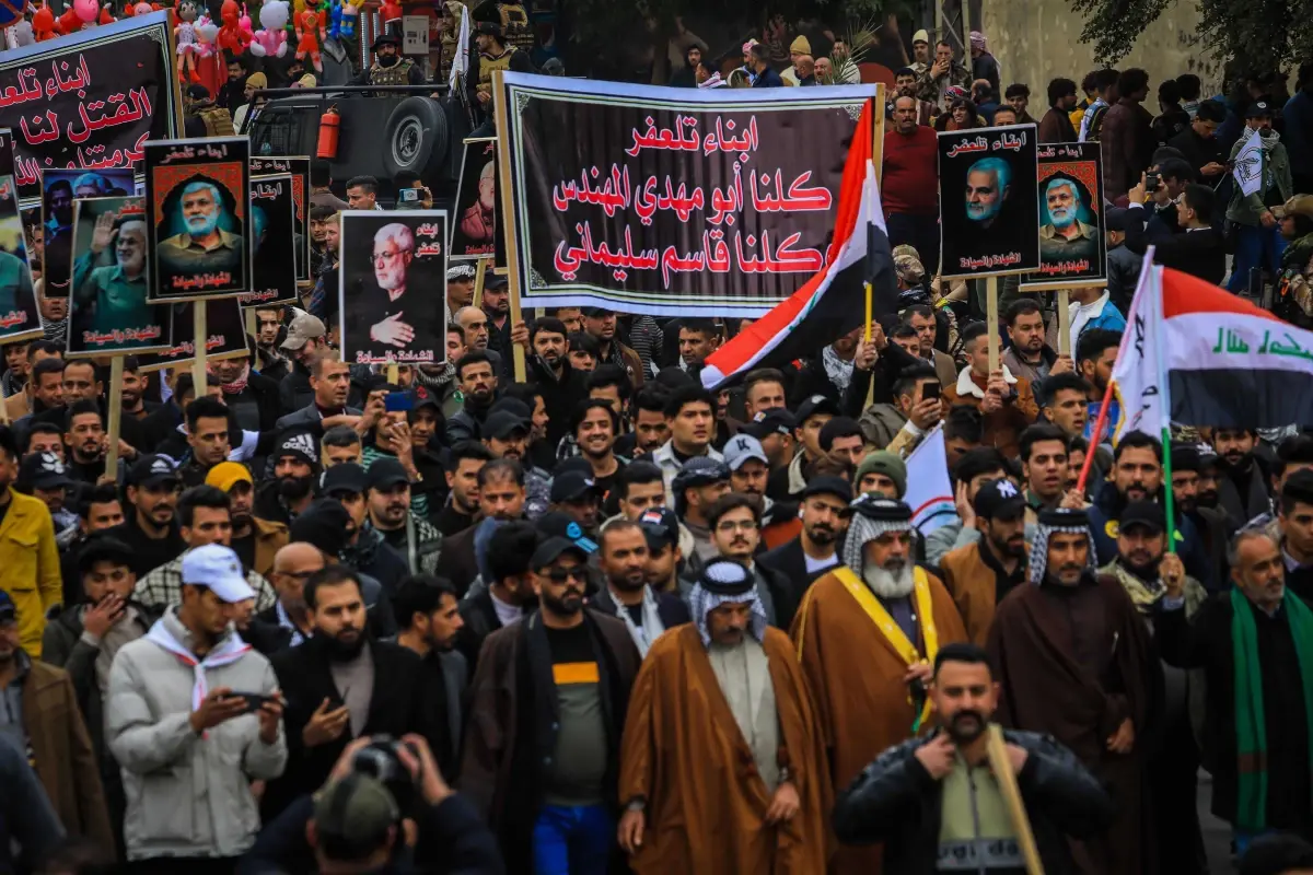 Irak'ta Kasım Süleymani için anma töreni düzenlendi