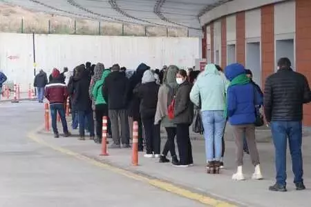 Eskişehir'de koronavirüs alarmı! Etkinlikler iptal edildi