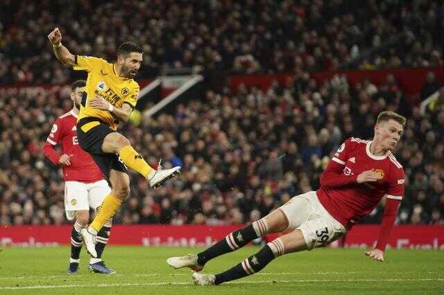 Gemi her yerden su alıyor! Ronaldo ve arkadaşlarını Düşler Tiyatrosu'nda perişan ettiler Gemi her yerden su alıyor! Ronaldo ve arkadaşlarını Düşler Tiyatrosu'nda perişan ettiler