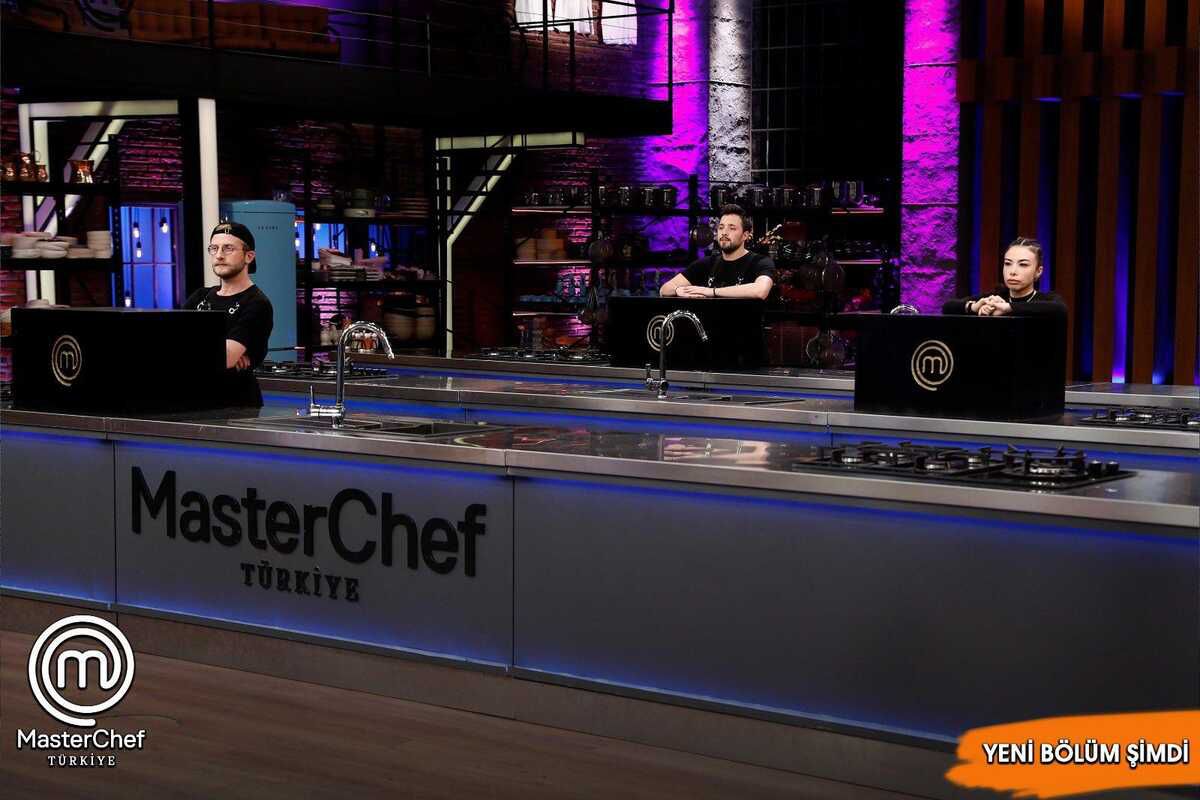 Masterchef'te kim elendi? 2 Ocak Masterchef'te kim gitti? Bu hafta Masterchef'te kim elendi? Burcu mu, Hasan mı, Tahsin mi elendi?