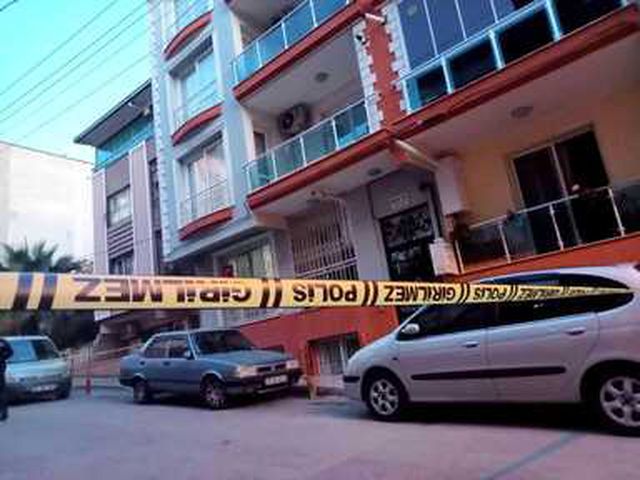 Park yeri sebebiyle çıkan tartışmada emekli astsubay komşusunu öldürdü