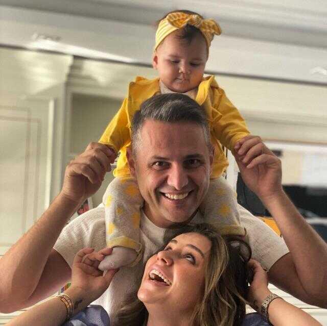 Koronavirüse yakalanan Merve Özbey'den korkutan açıklama: Çift aşılı olmama rağmen ağır geçiyor