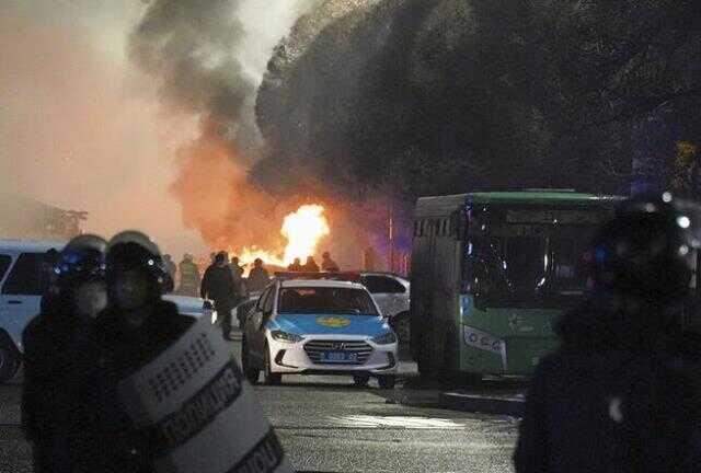 Son Dakika: Kazakistan yangın yeri! Cumhurbaşkanı Tokayev talep etti, Rusya ülkeye onlarca asker gönderdi