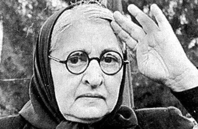 Halide Edip Adıvar kimdir ?