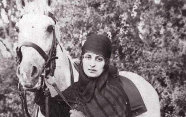 Halide Edip Adıvar kimdir ?