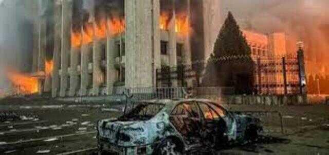 Kazakistan'daki eylemlere kan bulaştı! Hayatını kaybedenler için 10 Ocak ulusal yas ilan edildi