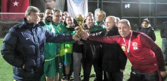 Veteranlar Naftalin Ligi Kurtuluş Kupasında kupalar sahiplerini buldu