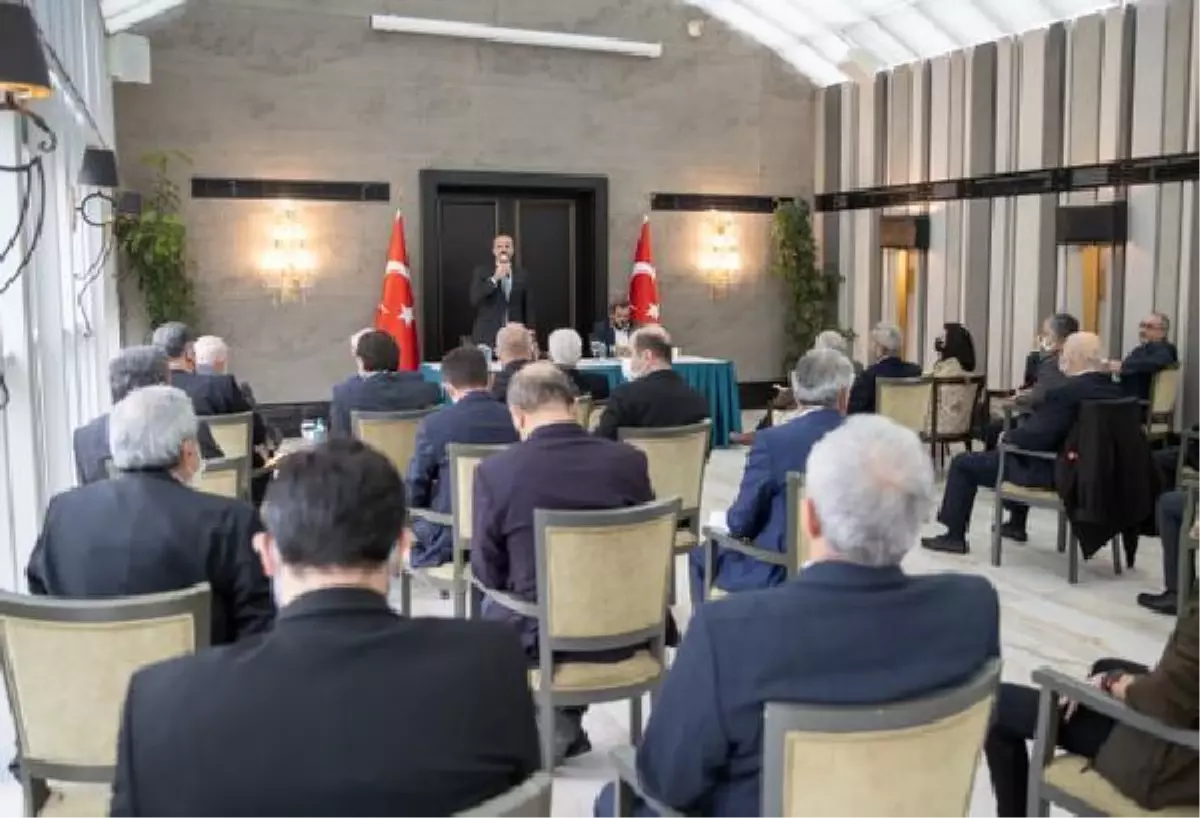 Bakan Gül: Türkiye'de artık darbe anayasasına son vermenin vakti gelmiştir