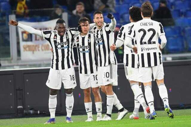 Dünya bu dev maçı konuşuyor! Mourinho'nun Roma'sını yaktılar