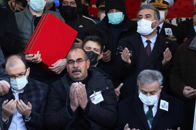 Akçakale şehidinin acılı babasından ağlatan konuşma: Onu ancak hain pusularla tabuta koyabilirlerdi