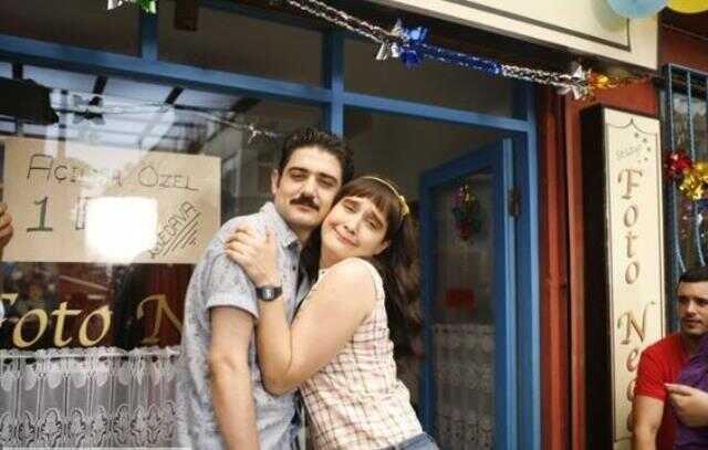 deliha-filmi-konusu-nedir-oyunculari-kimler-14657200_3715_m.jpg