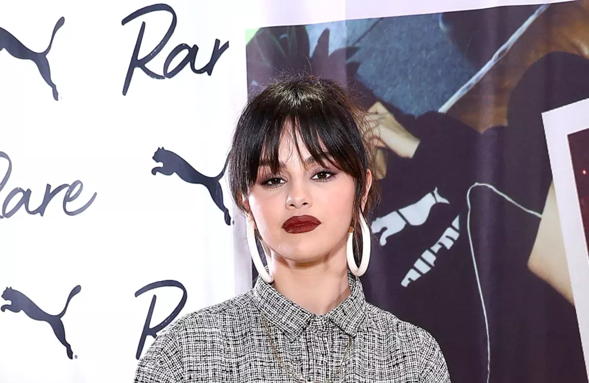 Selena Gomez: 'Instagram özgüvenimi yerle bir etti'