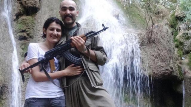 Son Dakika! HDP'li Semra Güzel'in PKK'lı teröristle fotoğrafı hakkında Şentop'tan dikkat çeken çıkış: İç tüzüğün gereği yapılmalıdır