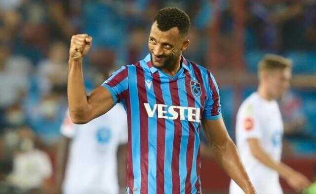 Trabzonspor'un yıldızına iki teklif var! Eski takımı da geri istiyor Trabzonspor'un yıldızına iki teklif var! Eski takımı da geri istiyor