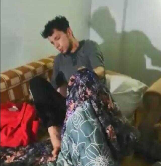 Yakınları haber alamadı, itfaiye merdiveni ile girilen evinde uyurken bulundu Yakınları haber alamadı, itfaiye merdiveni ile girilen evinde uyurken bulundu