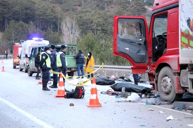 Son Dakika | Bolu'da feci kaza: Aynı aileden 4 kişi hayatını kaybetti
