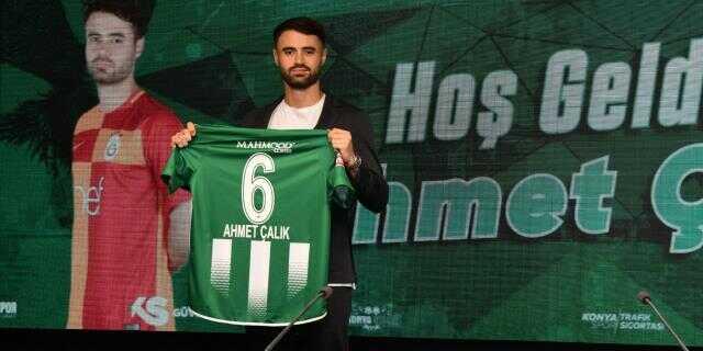 Türk futbolundan bir Ahmet Çalık geçti! G.Birliği'nde başlayan kariyer, acı kazayla son buldu Türk futbolundan bir Ahmet Çalık geçti! G.Birliği'nde başlayan kariyer, acı kazayla son buldu