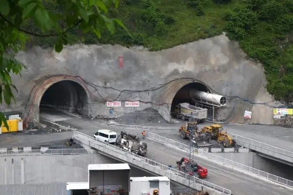 Avrupa'nın en uzunu olacak Zigana Tüneli'nde ışık göründü! İki şehir arası 40 dakika kısalacak