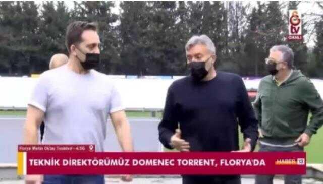 Başkan'la el sıkıştı, hemen eşofmanları giydi! Galatasaray'ın yeni hocası işbaşı yaptı Başkan'la el sıkıştı, hemen eşofmanları giydi! Galatasaray'ın yeni hocası işbaşı yaptı
