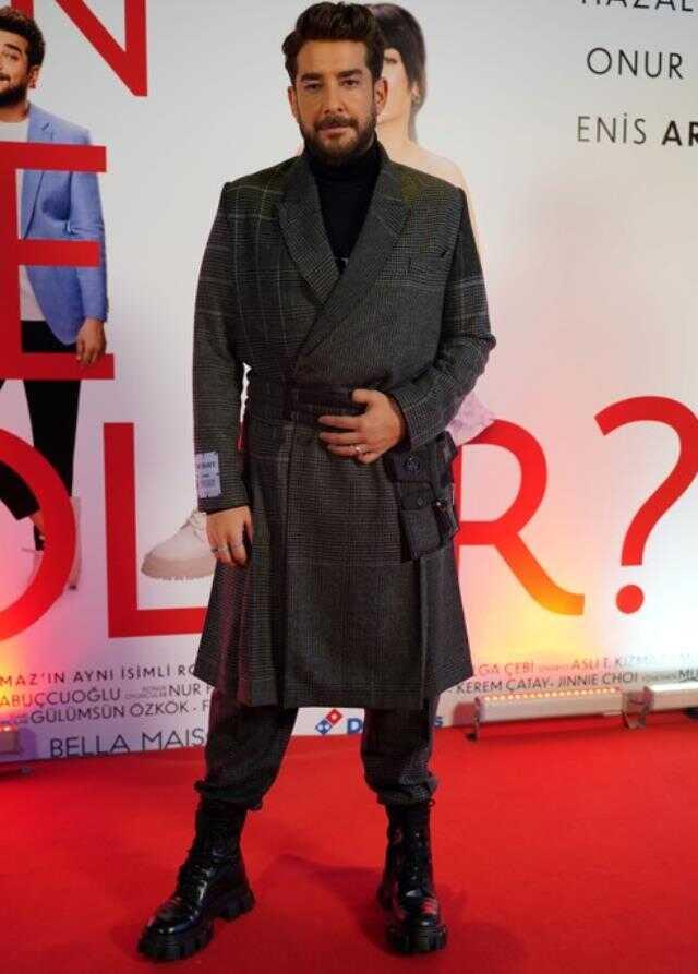 Benden Ne Olur filmi vizyona giriyor! Ünlü isimler galada şıklık yarışına girdi Benden Ne Olur filmi vizyona giriyor! Ünlü isimler galada şıklık yarışına girdi