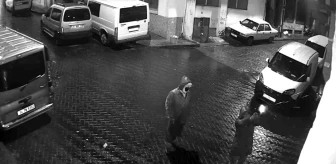 İstanbul'da iş yerine bir garip silahlı saldırı: Silah tutukluk yapınca kaçtı geri gelip ateş açtı