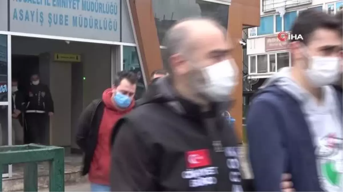 Komşular arasındaki tavuk tartışmasında bir kişinin öldürülmesi olayına ilişkin 8 şüpheli yakalandı