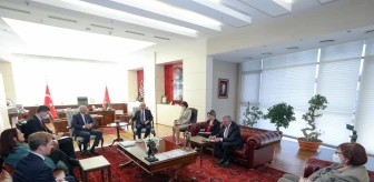 CHP Genel Başkanı Kılıçdaroğlu, Sosyalist Enternasyonel Başkanı Papandreu'yu kabul etti