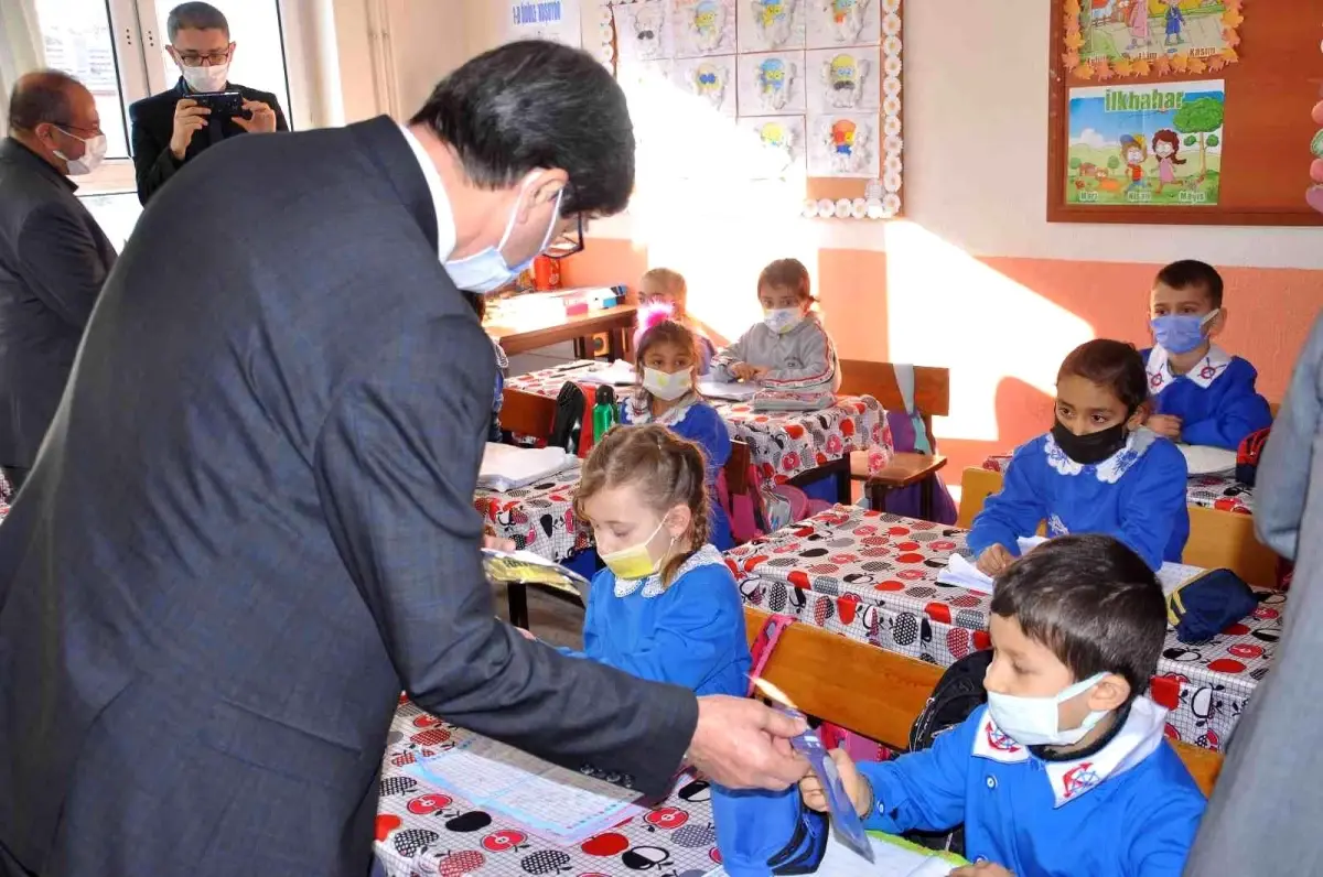 Covid-19'dan hayatını kaybeden Sultan hemşirenin mesai arkadaşlarından anlamlı bağış