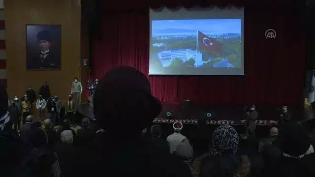 Diyanet İşleri Başkanı Erbaş, söyleşi programında üniversite öğrencileriyle buluştu