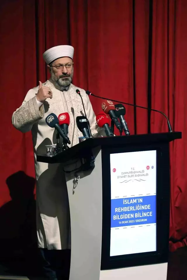 Diyanet İşleri Başkanı Prof. Dr. Ali Erbaş gençlerle buluştu