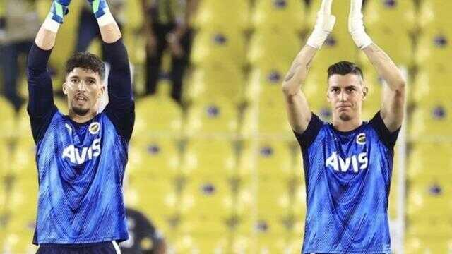 Altay'dan sonra Berke de gitti! Fenerbahçe'nin kalesini 18'lik genç devralıyor Altay'dan sonra Berke de gitti! Fenerbahçe'nin kalesini 18'lik genç devralıyor