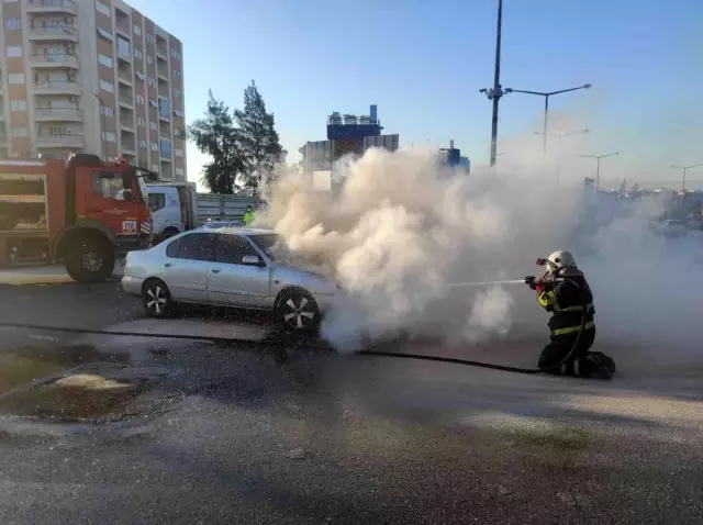 Emniyet kemeri takılı kaldı kendini son anda kurtardı