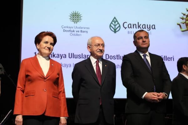 Kılıçdaroğlu: Η νεολαία αυτής της χώρας θα ξεπεράσει τη δημοκρατική κρίση