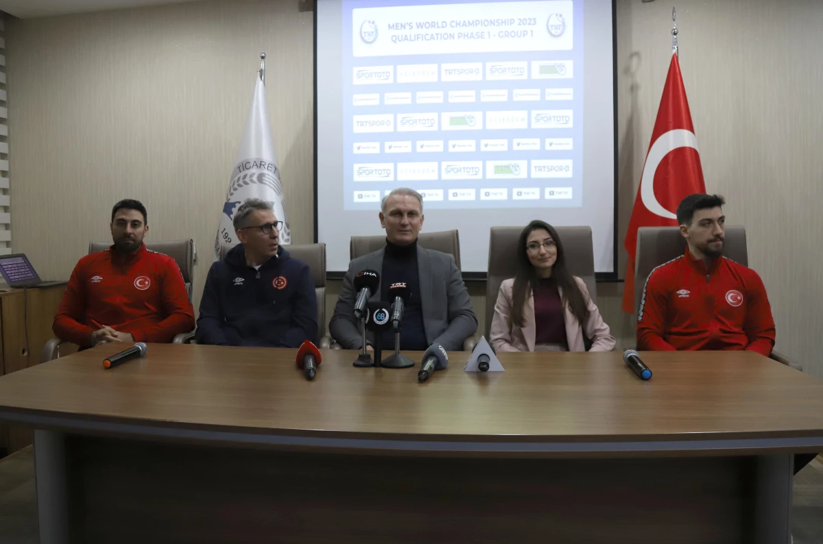 ΑΘΛΗΤΙΚΑ Πρόεδρος της Ομοσπονδίας Χειροσφαίρισης Kılıç: Θέλουμε να τερματίσουμε δεύτεροι στον όμιλο